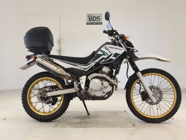 Yamaha SEROW XT250