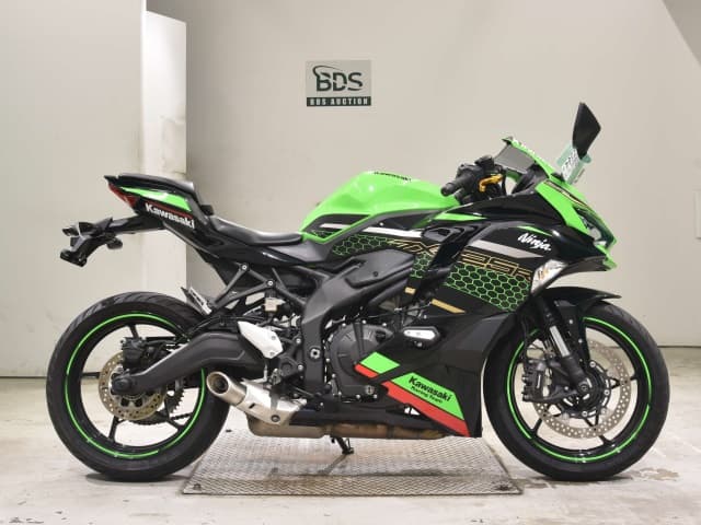 Kawasaki NINJA ZX-25R