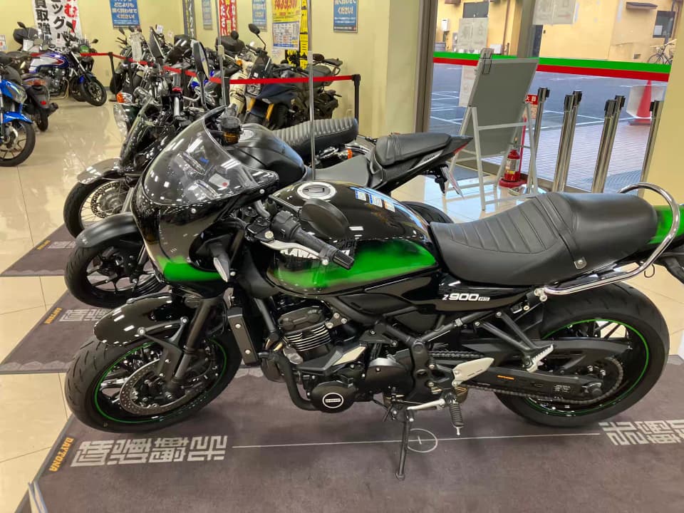 Kawasaki Z900RS CAFE