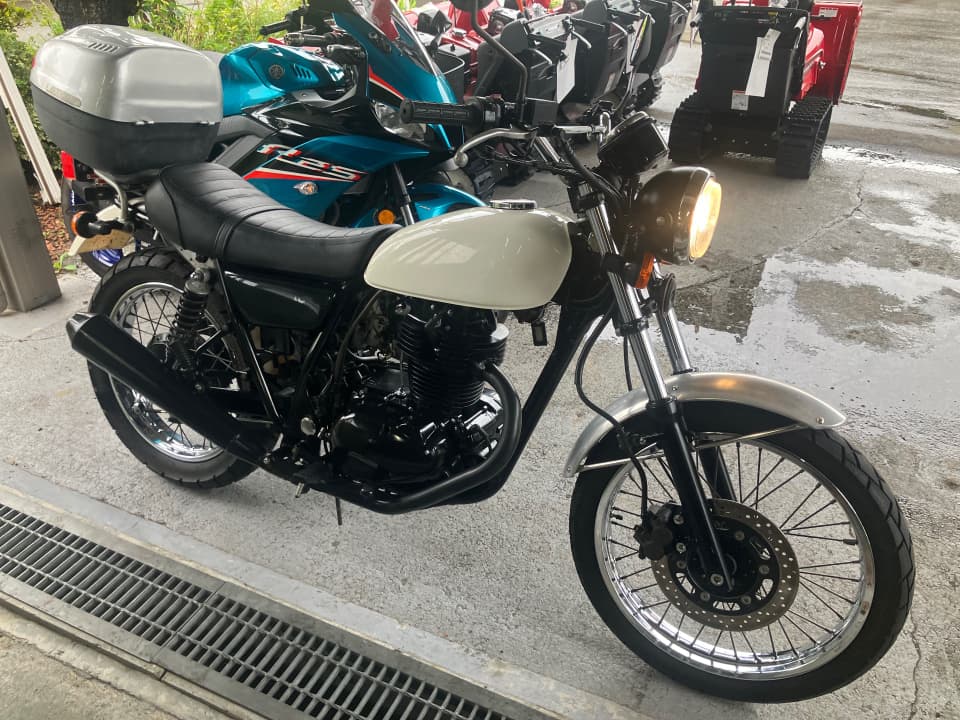 Kawasaki 250TR