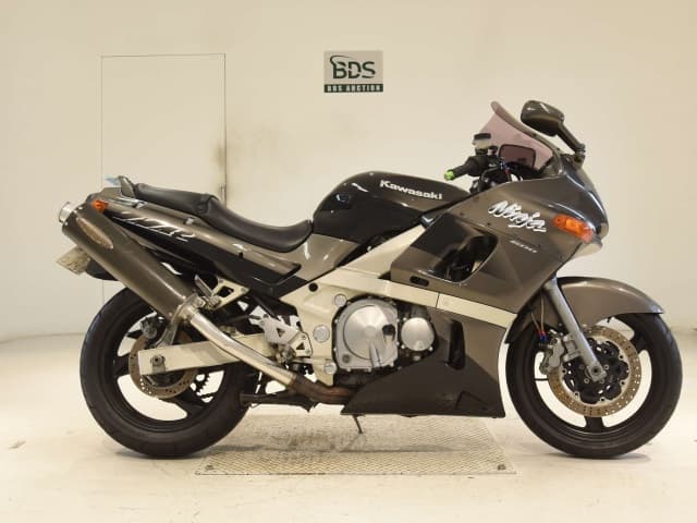 Kawasaki ZZ-R400