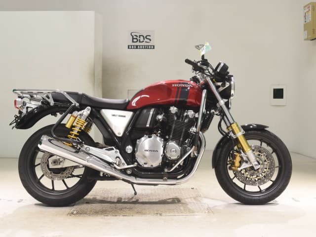 Honda CB1100RS