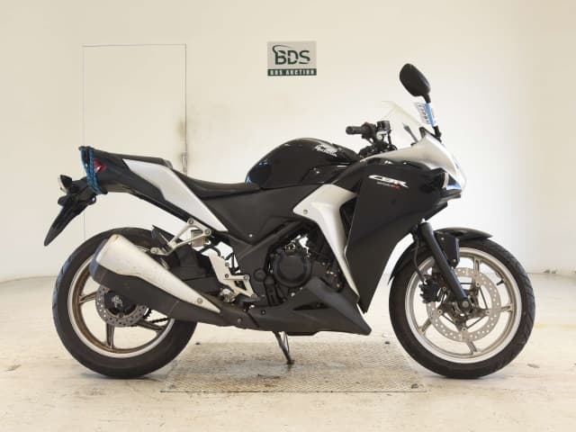 Honda CBR250R
