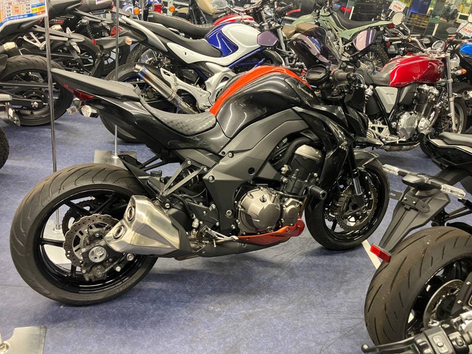 Kawasaki Z1000
