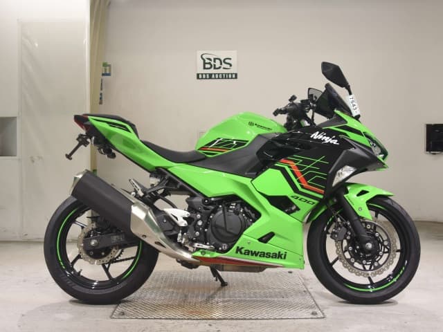 Kawasaki NINJA400