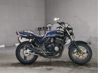 Kawasaki ZRX400