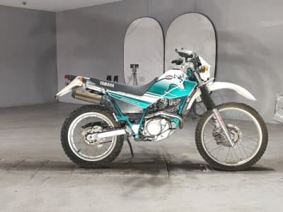Yamaha SEROW XT225