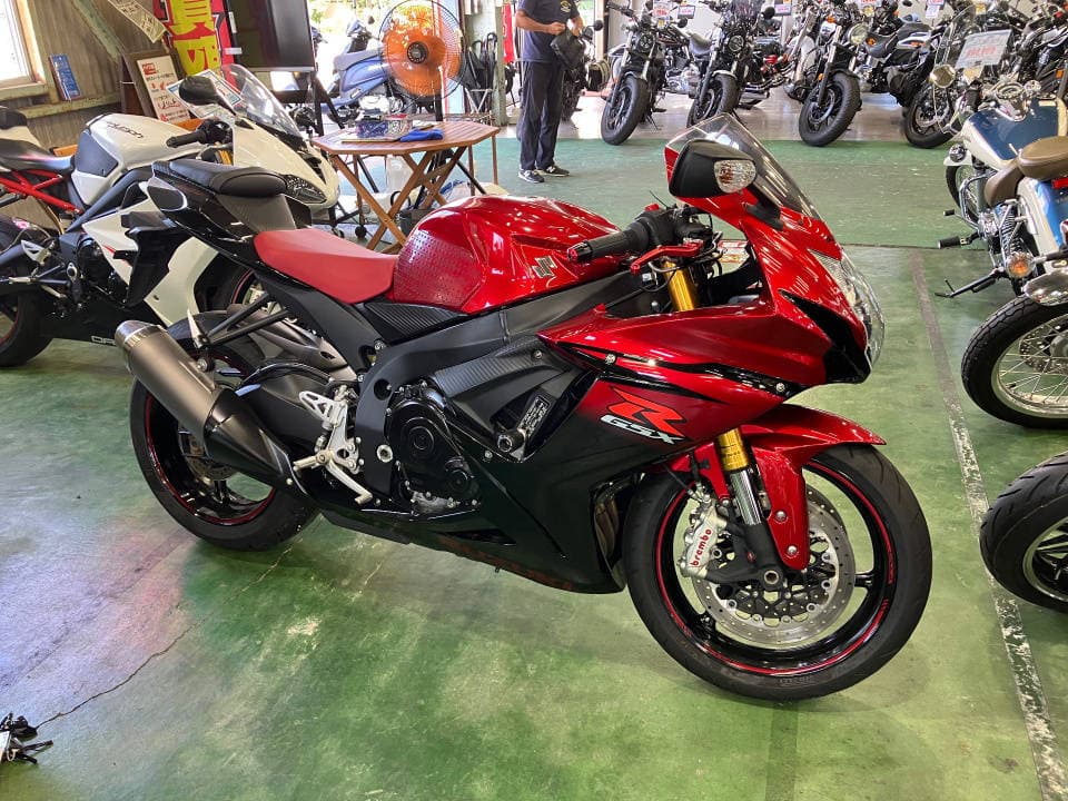 Suzuki GSX-R750
