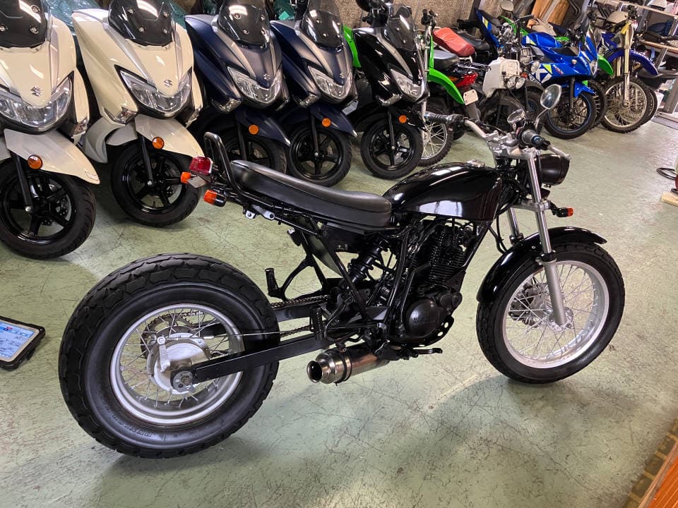 Yamaha TW225