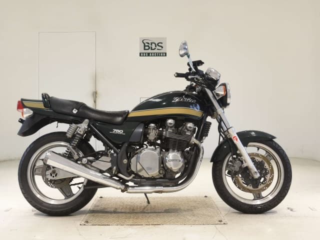 Kawasaki ZEPHYR750
