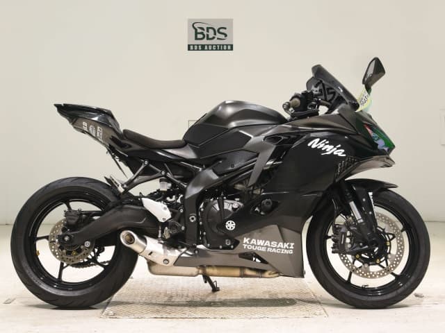Kawasaki NINJA ZX-25R KRT