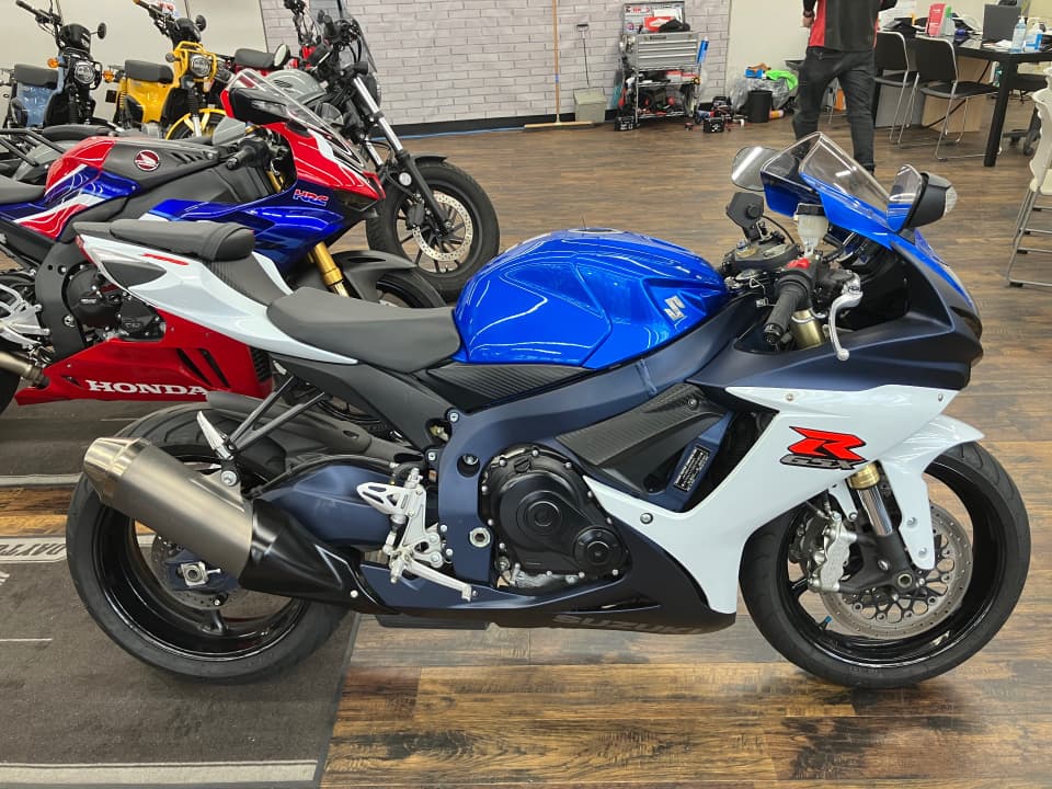 Suzuki GSX-R750