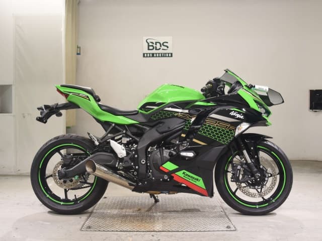 Kawasaki NINJA ZX-25R KRT