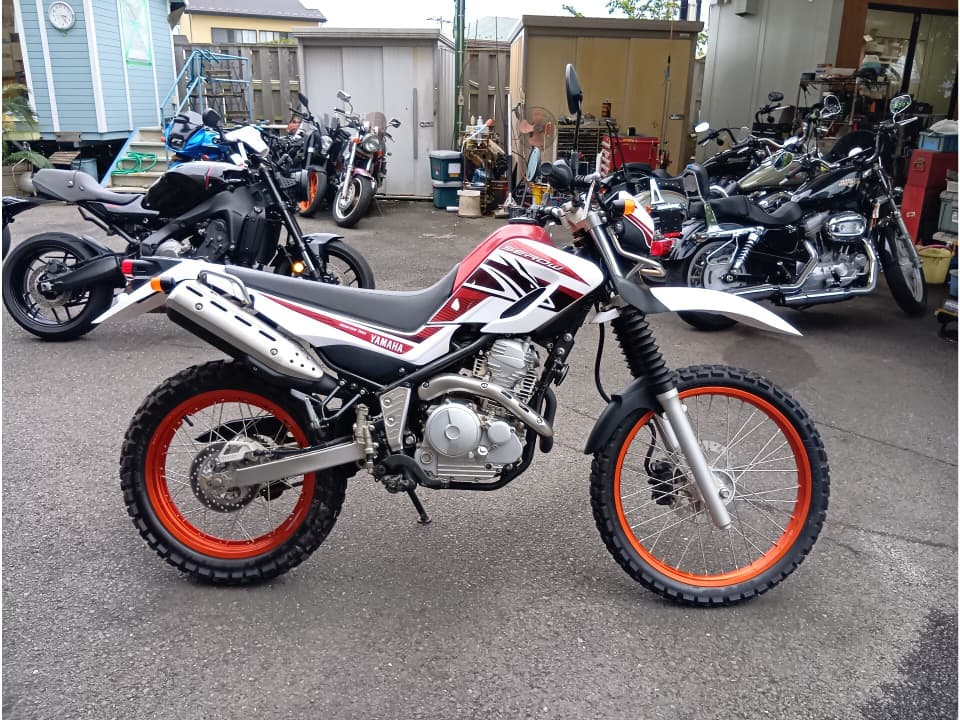 Yamaha SEROW XT250