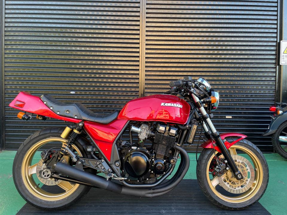Kawasaki ZRX400
