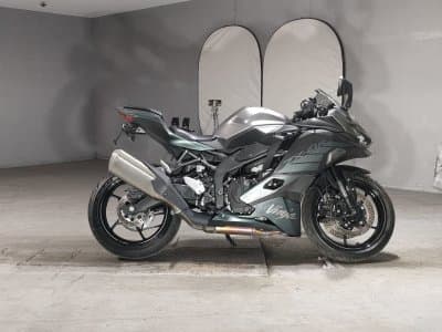 Kawasaki NINJA ZX-4RR