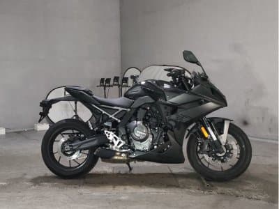 Suzuki GSX-8R