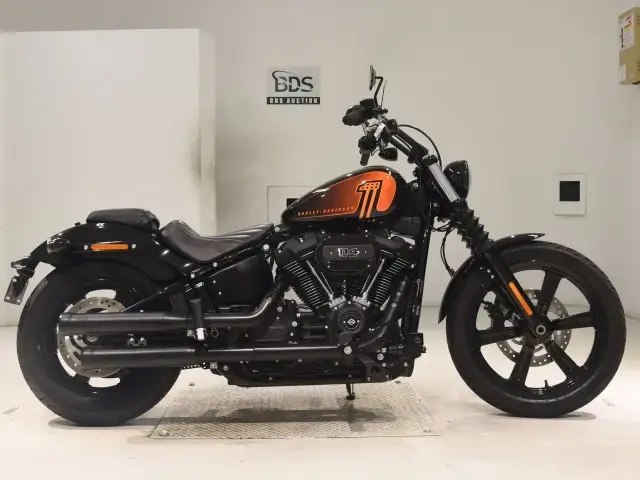 HD STREETBOB FXBB1750