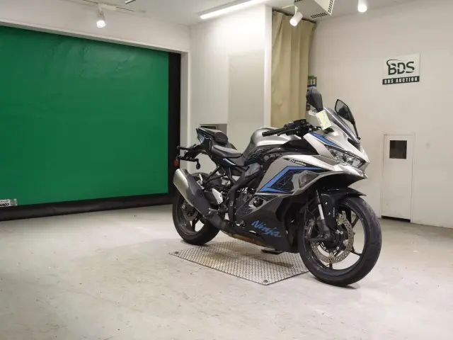Kawasaki ZX-25R-2SE — фото 3