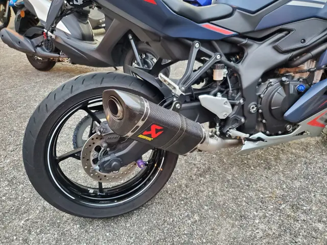 Kawasaki NINJA ZX-25R KRT — фото 4