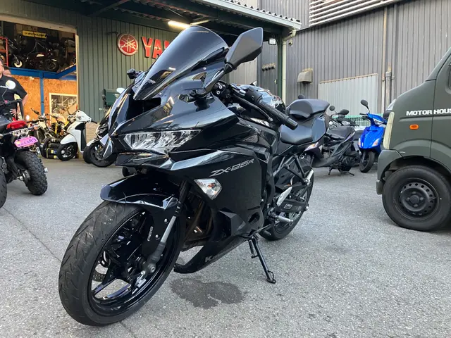 Kawasaki NINJA ZX-25R — фото 4