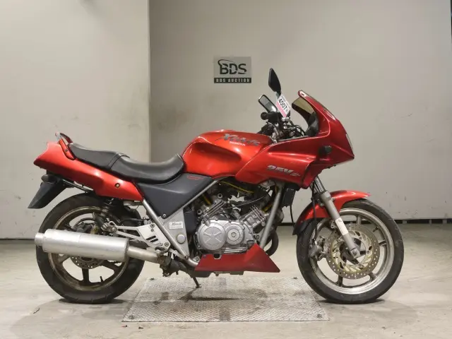 Honda VT250F XELVIS