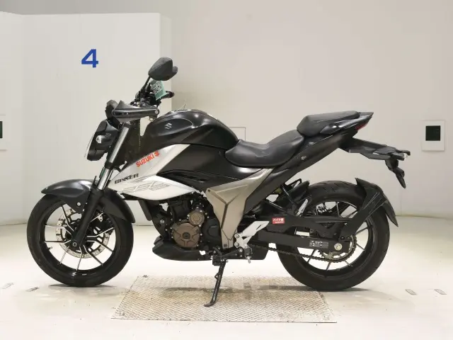 Suzuki GIXXER250 — фото 2