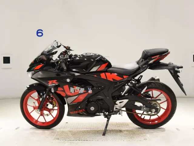 Suzuki GSX-R125A — фото 2