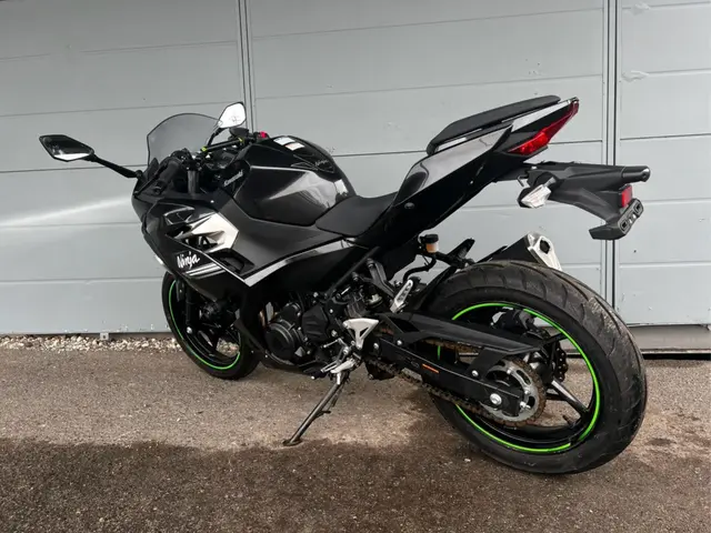 Kawasaki NINJA250 — фото 4