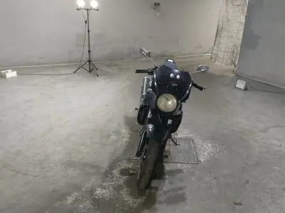 Kawasaki XANTHUS ZR400D — фото 3