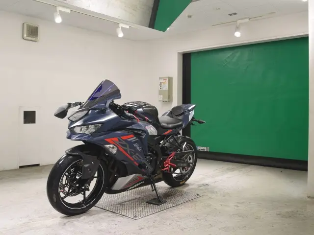 Kawasaki NINJA ZX-25R — фото 4