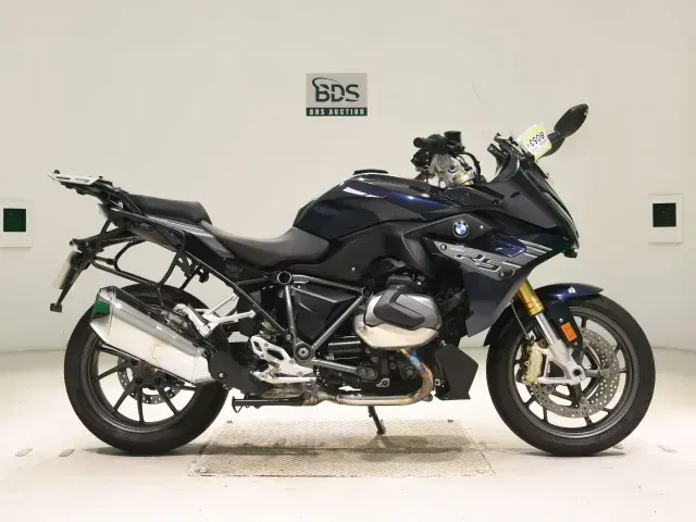 BMW R1250RS