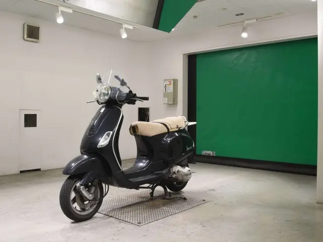 Vespa LX125 — фото 4