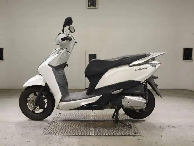 Honda LEAD125 — фото 2