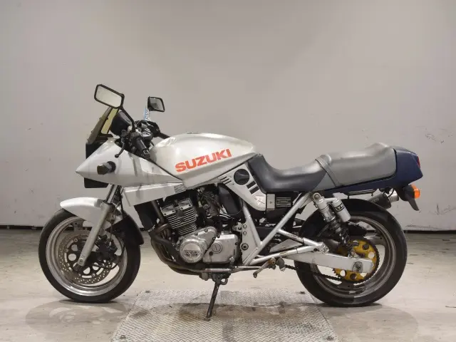 Suzuki GSX250S KATANA — фото 2