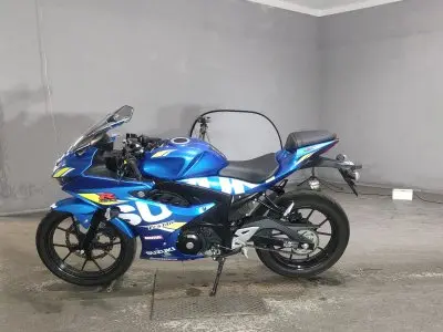 Suzuki GSX-R125 — фото 2