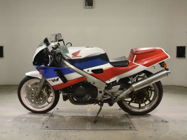 Honda VFR400R — фото 2