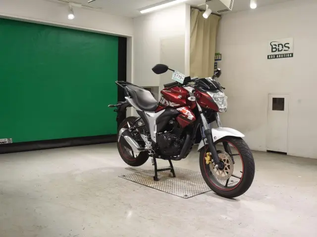 Suzuki GIXXER 150 — фото 3