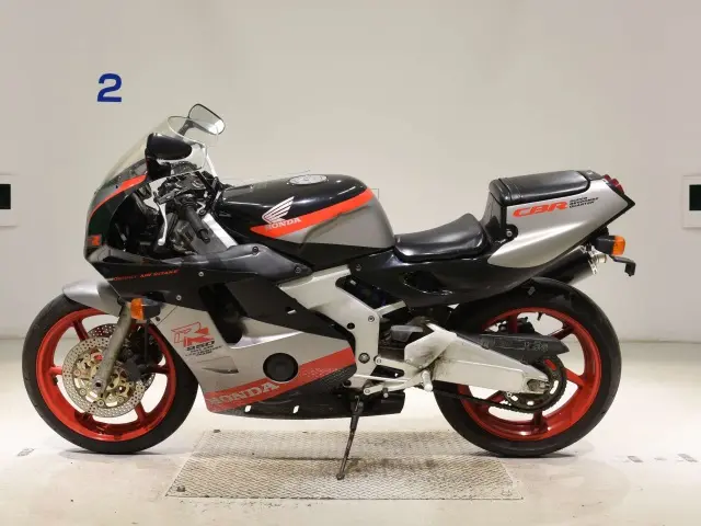 Honda CBR250RR — фото 2
