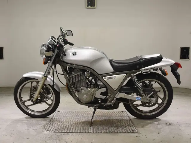 Yamaha SRX400 — фото 2