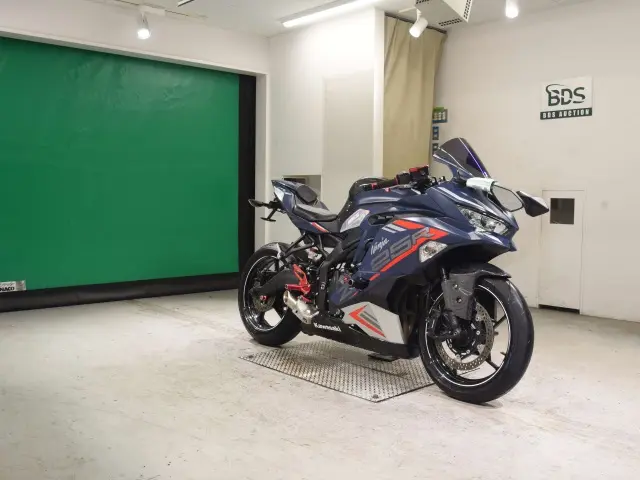 Kawasaki NINJA ZX-25R — фото 3
