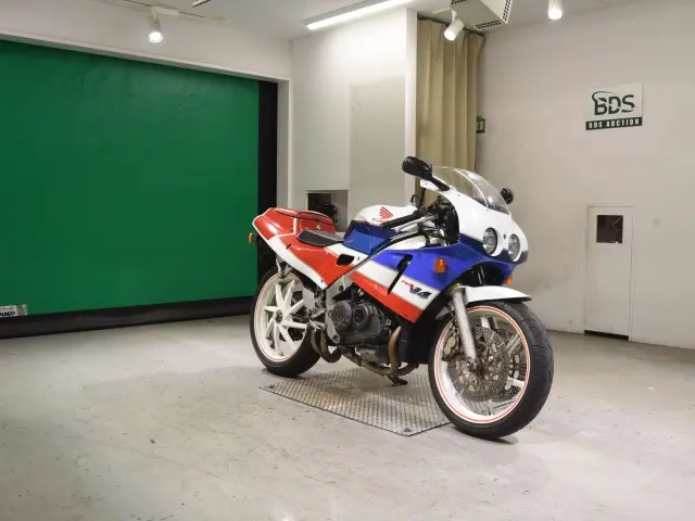 Honda VFR400R — фото 3