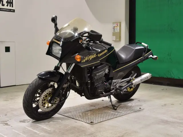 Kawasaki GPZ750R — фото 4