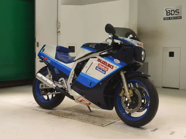 Suzuki GSX-R750 — фото 3
