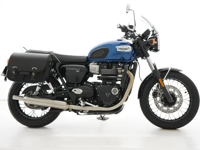 Triumph BONNEVILLE T100