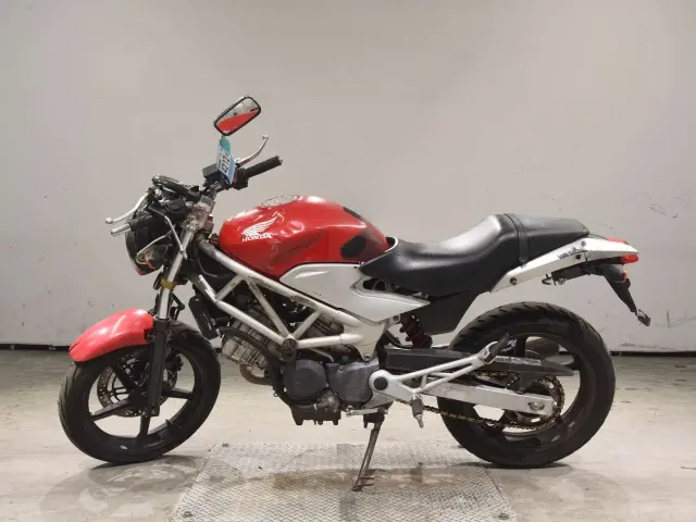 Honda VTR250 — фото 2