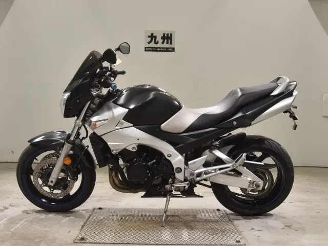 Suzuki GSR600 — фото 2