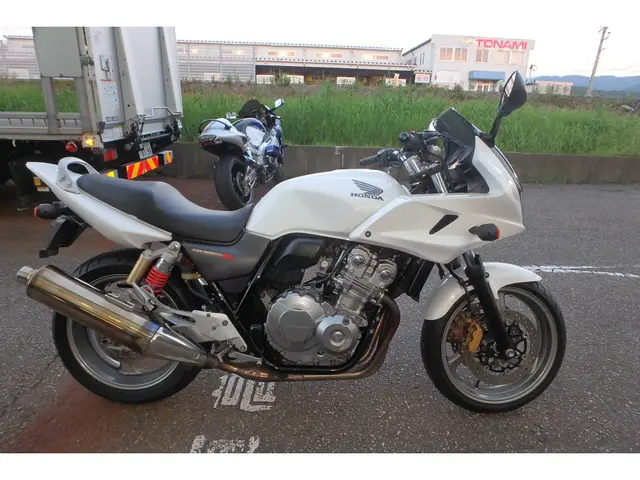 Honda CB400 S BOLDOR