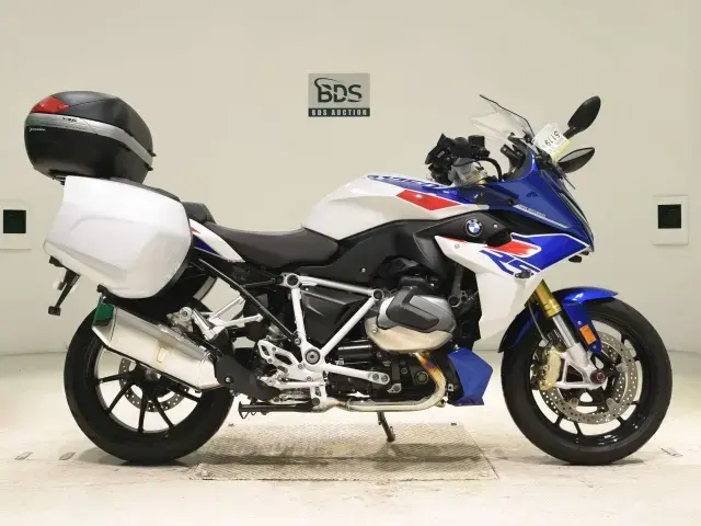 BMW R1250RS