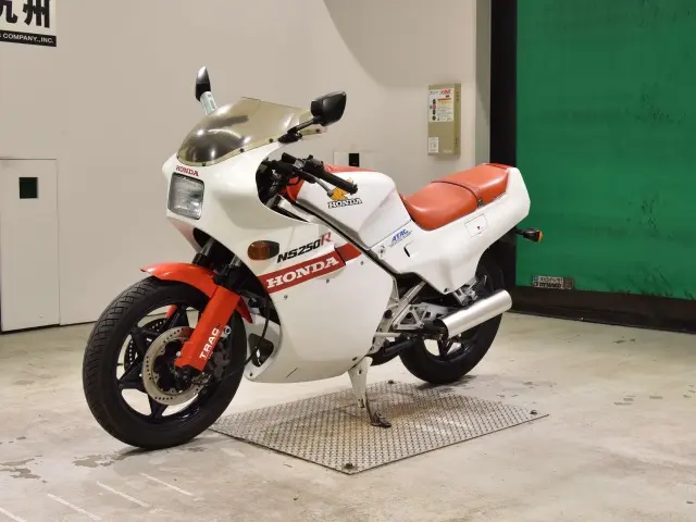 Honda NS250R — фото 4
